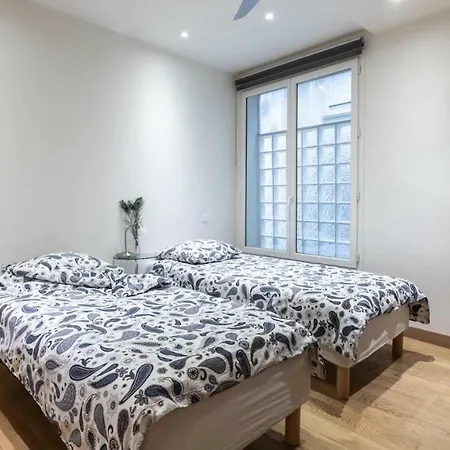 Augustins Iii - Family Apartment, Riverside Appartamento